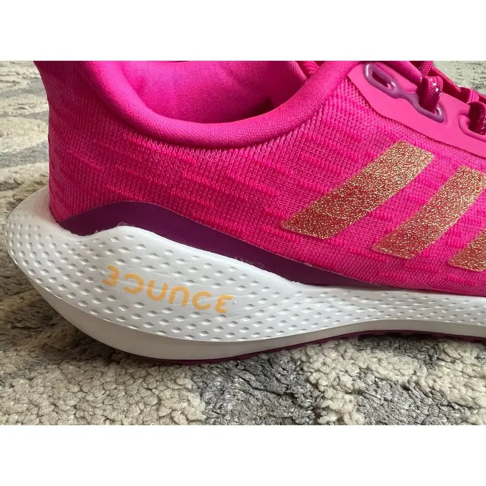 NWT❤️Adidas eq21 run Bounce Sneaker shoes big kids sz4.5